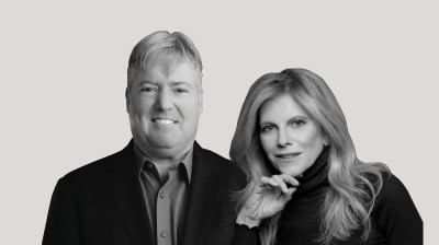 Portrait of Allison and Larry Berg.