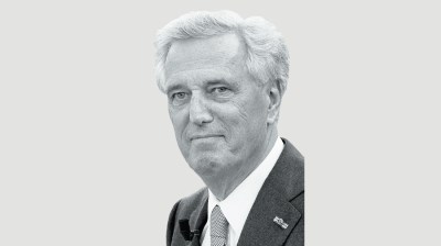 Black-and-white portrait of an elderly white woman