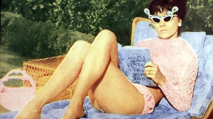 Shirley MacLaine in What A Way To Go (1964)